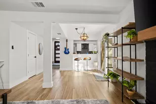 7001 Woodhue Dr, Austin, TX 78745 - Photo 5