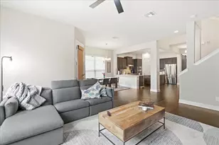 916 Isaias Dr, Leander, TX 78641 - Photo 17