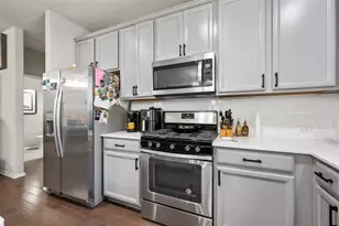 808 Bonnet Blvd, Georgetown, TX 78628 - Photo 17