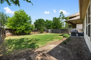 808 Bonnet Blvd, Georgetown, TX 78628 - Photo 29