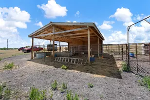 2103 Co Rd 320, Granger, TX 76530 - Photo 35