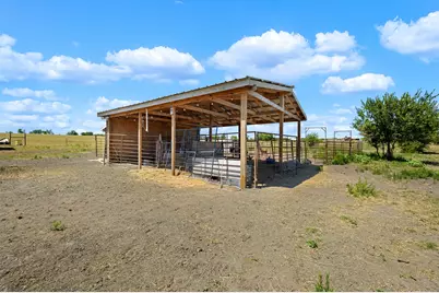 2103 County Road 320, Granger, TX 76530 - Photo 35