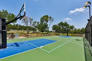 240 Diamondback Dr, Georgetown, TX 78628 - Photo 29