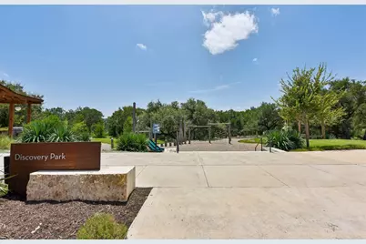 240 Diamondback Drive, Georgetown, TX 78628 - Photo 31