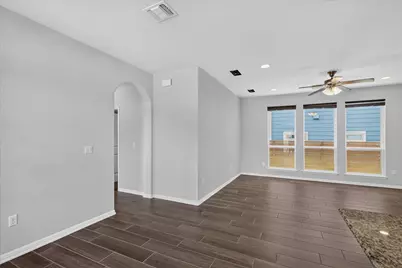 8901 Panhandle Drive, Austin, TX 78747 - Photo 13