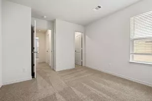 14301 Prairie Sod Ln, Elgin, TX 78621 - Photo 15