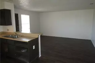 4910 Pepper Ln, Austin, TX 78744 - Photo 5