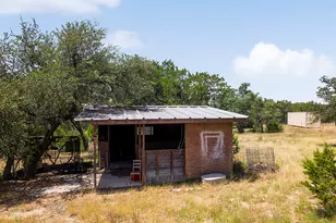 2591 Spring Valley Dr, Dripping Springs, TX 78620 - Photo 35