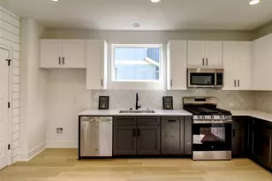 2608 Bristol Dr, Austin, TX 78723 - Photo 15