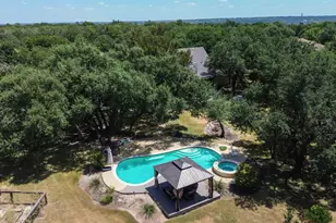 140 Oak Plaza Dr, Georgetown, TX 78628 - Photo 3