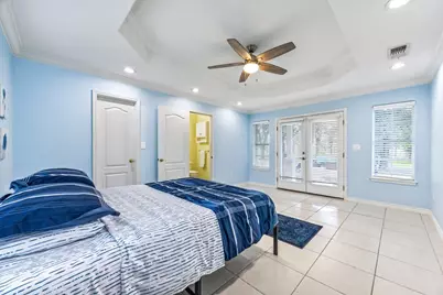 306 Kerry Lane, Floresville, TX 78114 - Photo 27