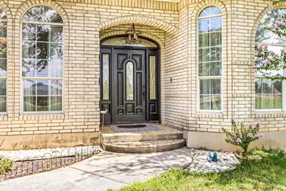 306 Kerry Lane, Floresville, TX 78114 - Photo 3