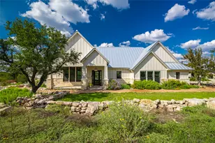 2840 N Grape Creek Rd, Fredericksburg, TX 78624 - Photo 3