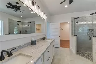 2840 N Grape Creek Rd, Fredericksburg, TX 78624 - Photo 15