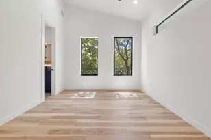 2308 S 2nd St, Austin, TX 78704 - Photo 15