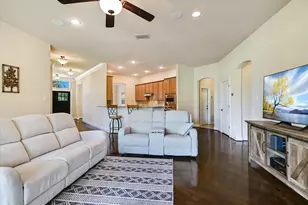 110 Liberty Bell Ln, Fischer, TX 78623 - Photo 9