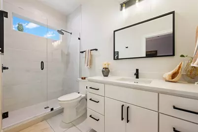2108 Rosewood Avenue #B, Austin, TX 78702 - Photo 15