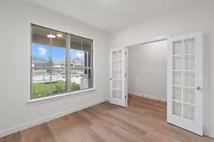 110 Mandeville Dr, Hutto, TX 78634 - Photo 15