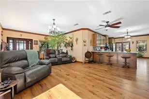 4909 Lookout Ridge Dr, Marble Falls, TX 78654 - Photo 15