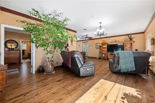 4909 Lookout Ridge Dr, Marble Falls, TX 78654 - Photo 17