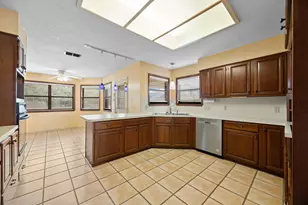 2852 Cedar Hollow Rd, Georgetown, TX 78628 - Photo 9