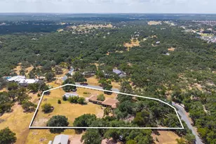2852 Cedar Hollow Rd, Georgetown, TX 78628 - Photo 27