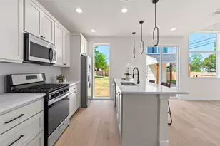 1169 Bedford St, Austin, TX 78702 - Photo 7