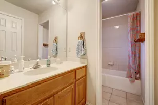 505 E 38th St, Austin, TX 78705 - Photo 5