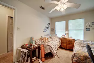 505 E 38th St, Austin, TX 78705 - Photo 33
