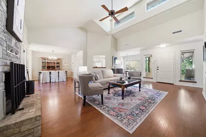 1041 Hidden Hills Hills, Dripping Springs, TX 78620 - Photo 3