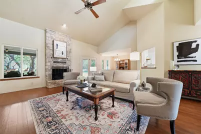 1041 Hidden Hills Hills, Dripping Springs, TX 78620 - Photo 5