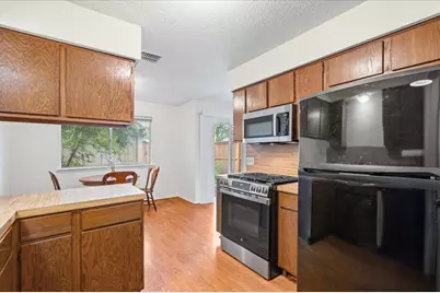 1617 W Braker Lane #B, Austin, TX 78758 - Photo 9