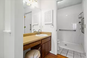 1617 W Braker Ln, Austin, TX 78758 - Photo 17