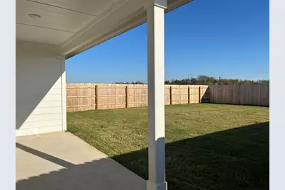 310 Randall Place, Rockdale, TX 76567 - Photo 5