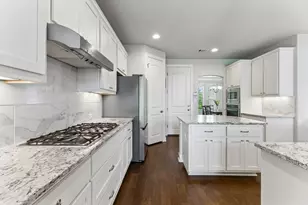 642 Jacksdaw Dr, Austin, TX 78737 - Photo 3