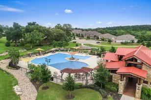 642 Jacksdaw Dr, Austin, TX 78737 - Photo 35