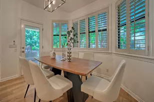 4221 John's Light Dr, Austin, TX 78727 - Photo 17