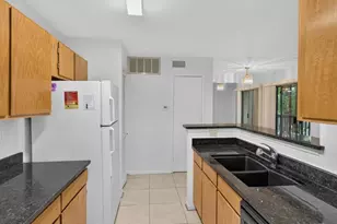 4500 E Oltorf St, Austin, TX 78741 - Photo 11