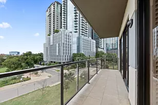 40 N Interstate 35 Hwy, Austin, TX 78701 - Photo 27
