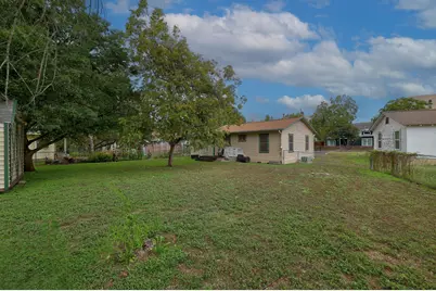 4906 Lynndale Drive, Austin, TX 78756 - Photo 11