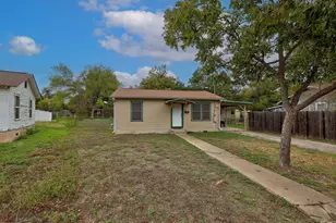 4906 Lynndale Dr, Austin, TX 78756 - Photo 3