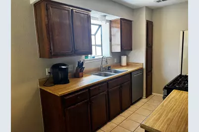 407 Hillside Drive, Round Rock, TX 78681 - Photo 11