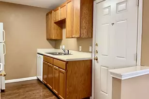 8605 Talyne Chaise Cir, Austin, TX 78729 - Photo 7