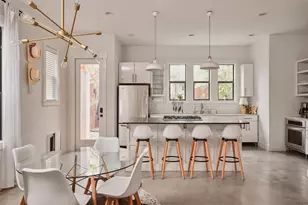 2002 E 13th St, Austin, TX 78702 - Photo 13