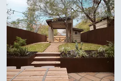 2002 E 13th Street #A, Austin, TX 78702 - Photo 7