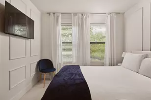 2002 E 13th St, Austin, TX 78702 - Photo 27