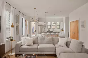 2002 E 13th St, Austin, TX 78702 - Photo 9