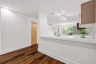 1101 Grove Blvd, Austin, TX 78741 - Photo 7