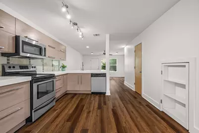 1101 Grove Boulevard #208, Austin, TX 78741 - Photo 11