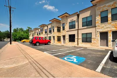 711 W 32nd Street #106, Austin, TX 78705 - Photo 9
